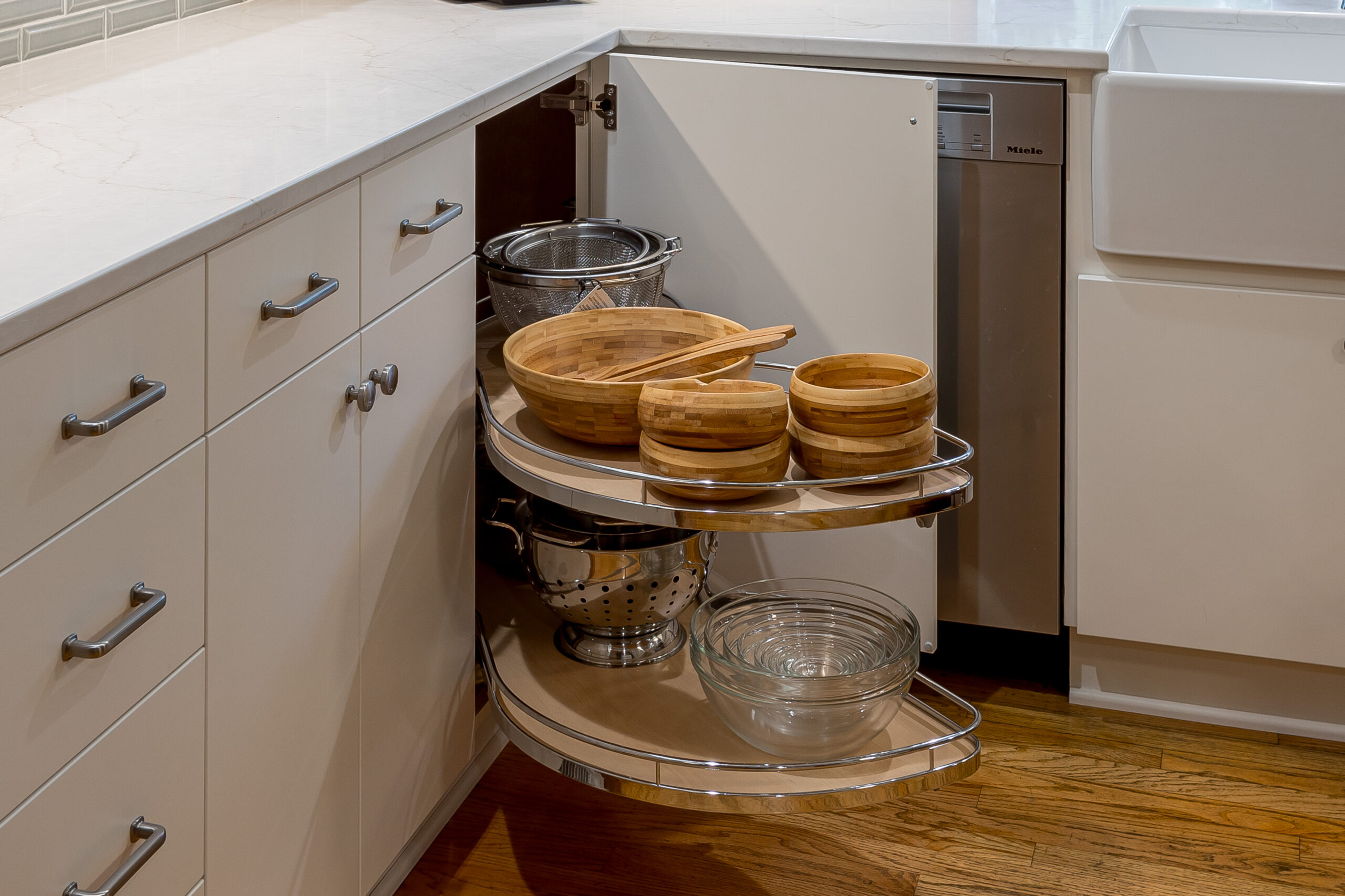 Le Mans II corner unit in a white kitchen